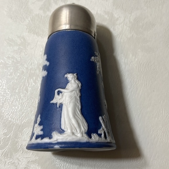 VNTG/Antiquarian German Jasperware Sugar Sifter With Silver Plate Muffineer Top - Picture 7 of 8